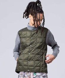 D.OLIVE／Model Height 181cm／Wearing Size M