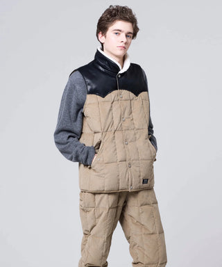 KHAKI / Model Height 182cm / Wearing Size M