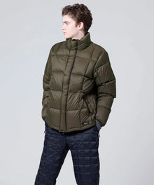 D.OLIVE / Model Height 182cm / Wearing Size M