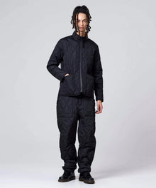 BLACK / Model Height 181cm / Wearing Size M
