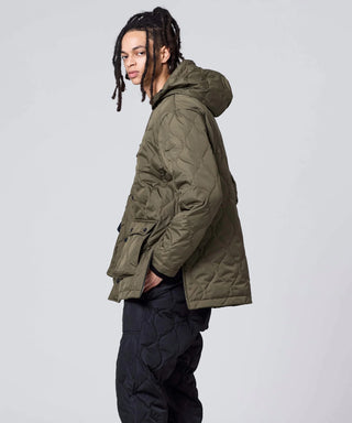 D.OLIVE / Model Height 181cm / Wearing Size M
