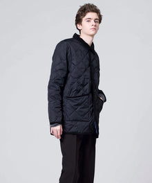 BLACK / Model Height 182cm / Wearing Size M