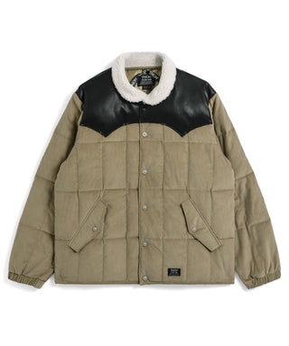 color_KHAKI