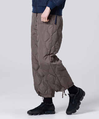 D.KHAKI／Model Height 171cm／Wearing Size S