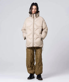 G.BEIGE / Model Height 181cm / Wearing Size M