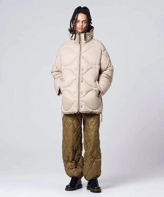 G.BEIGE / Model Height 181cm / Wearing Size M