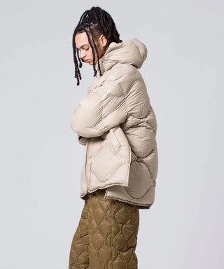 G.BEIGE / Model Height 181cm / Wearing Size M