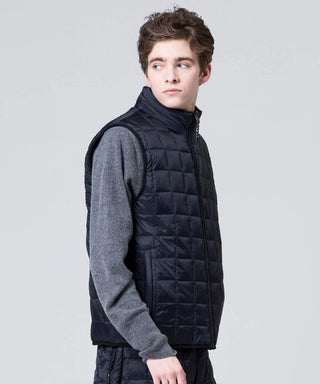 BLACK×BLACK（DOWN SIDE）／Model Height 182cm／Wearing Size M