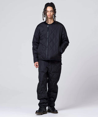 BLACK×BLACK（DOWN SIDE）／Model Height 181cm／Wearing Size M