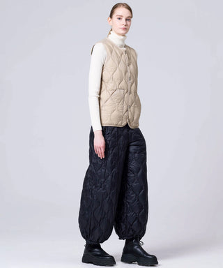 G.BEIGE／Model Height 172cm／Wearing Size S