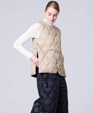 G.BEIGE／Model Height 172cm／Wearing Size S