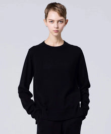 BLACK / Model Height 171cm / Wearing Size S