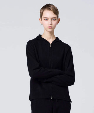 BLACK / Model Height 171cm / Wearing Size S