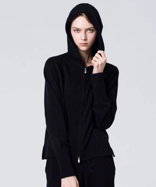 BLACK / Model Height 171cm / Wearing Size S