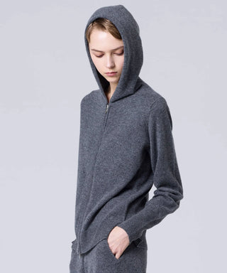 GRAY / Model Height 171cm / Wearing Size S