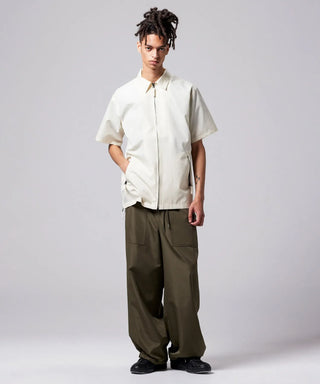 OFF WHITE／Model Height 181cm／Wearing Size M