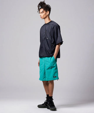 MOSS BLUE GREEN／Model Height 181cm／Wearing Size M