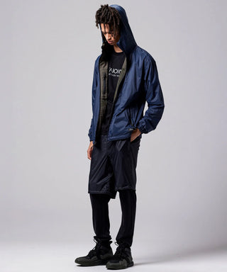 DARK OLIVE×DARK NAVY（back side）／Model Height 181cm／Wearing Size M