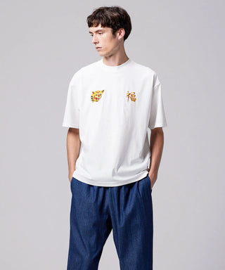 OFF WHITE("vietjan" embroidery)／Model Height 178cm／Wearing Size M