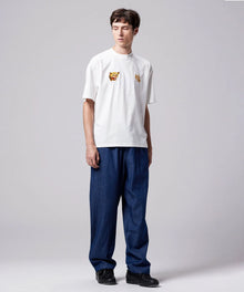 OFF WHITE("vietjan" embroidery)／Model Height 178cm／Wearing Size M