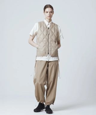 G.BEIGE／Model Height 170cm／Wearing Size XS