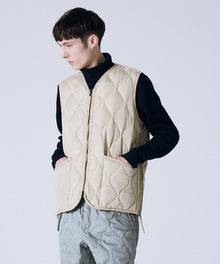 CREAM／Model Height 178cm／Wearing Size M