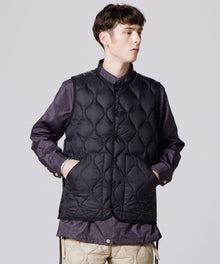 BLACK／Model Height 178cm／Wearing Size M