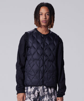 BLACK／Model Height 179cm／Wearing Size M