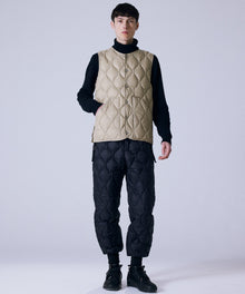 G.BEIGE／Model Height 178cm／Wearing Size M