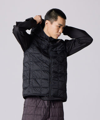 BLACK／Model Height 180cm／Wearing Size M