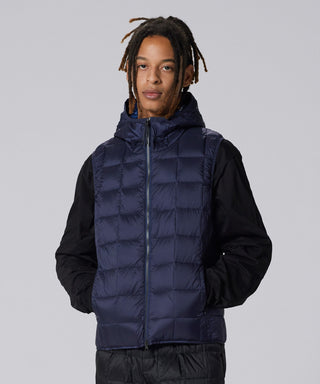 NAVY／Model Height 179cm／Wearing Size M