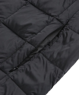 Concealed zipper pockets at both hips