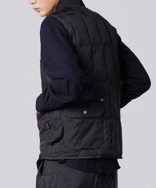 BLACK／Model Height 180cm／Wearing Size M