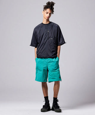 MOSS BLUE GREEN／Model Height 181cm／Wearing Size M