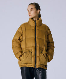BEIGE／Model Height 168cm／Wearing Size XS