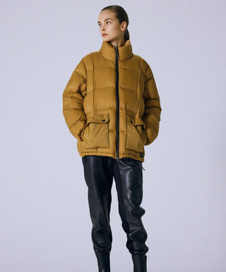 BEIGE／Model Height 168cm／Wearing Size XS