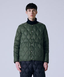OLIVE／Model Height 178cm／Wearing Size M
