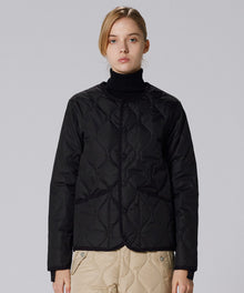 BLACK／Model Height 170cm／Wearing Size XS