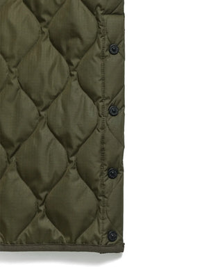 Metal button side slits