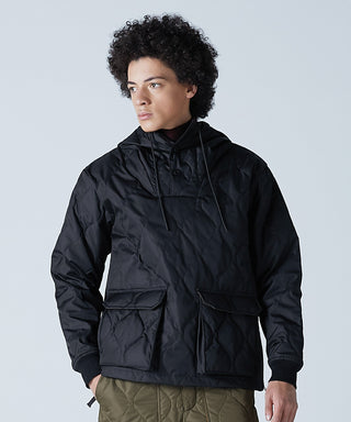 BLACK／Model Height 180cm／Wearing Size M