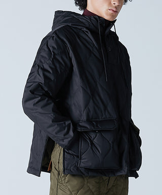 BLACK／Model Height 180cm／Wearing Size M