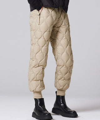 G.BEIGE／Model Height 179cm／Wearing Size M