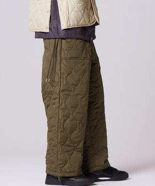 D.OLIVE／Model Height 178cm／Wearing Size M