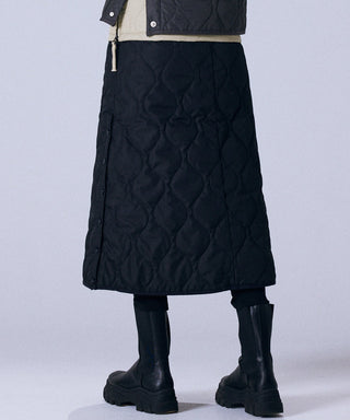 BLACK／Model Height 166cm／Wearing Size M