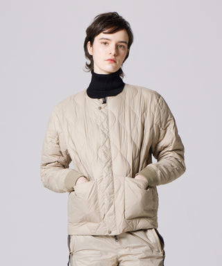 OLIVE×BEIGE（INNER SIDE）／Model Height 169cm／Wearing Size XS