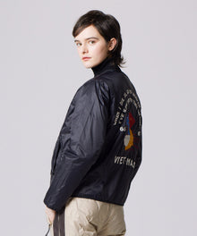 BLACK（INNER SIDE）／Model Height 169cm／Wearing Size XS