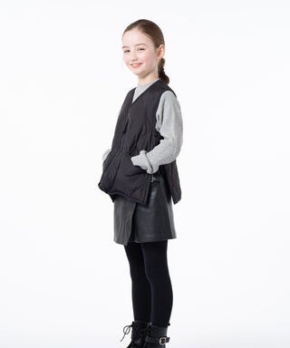 BLACK／Model Height 135cm／Wearing Size 140