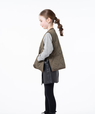 D.OLIVE／Model Height 135cm／Wearing Size 140