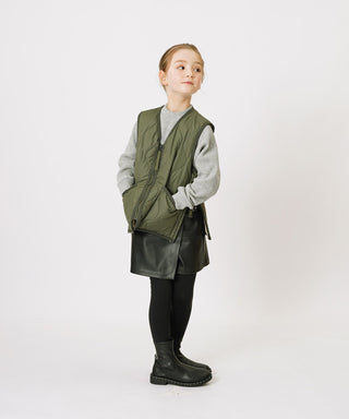 OLIVE／Model Height 130cm／Wearing Size 140