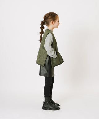 OLIVE／Model Height 130cm／Wearing Size 130